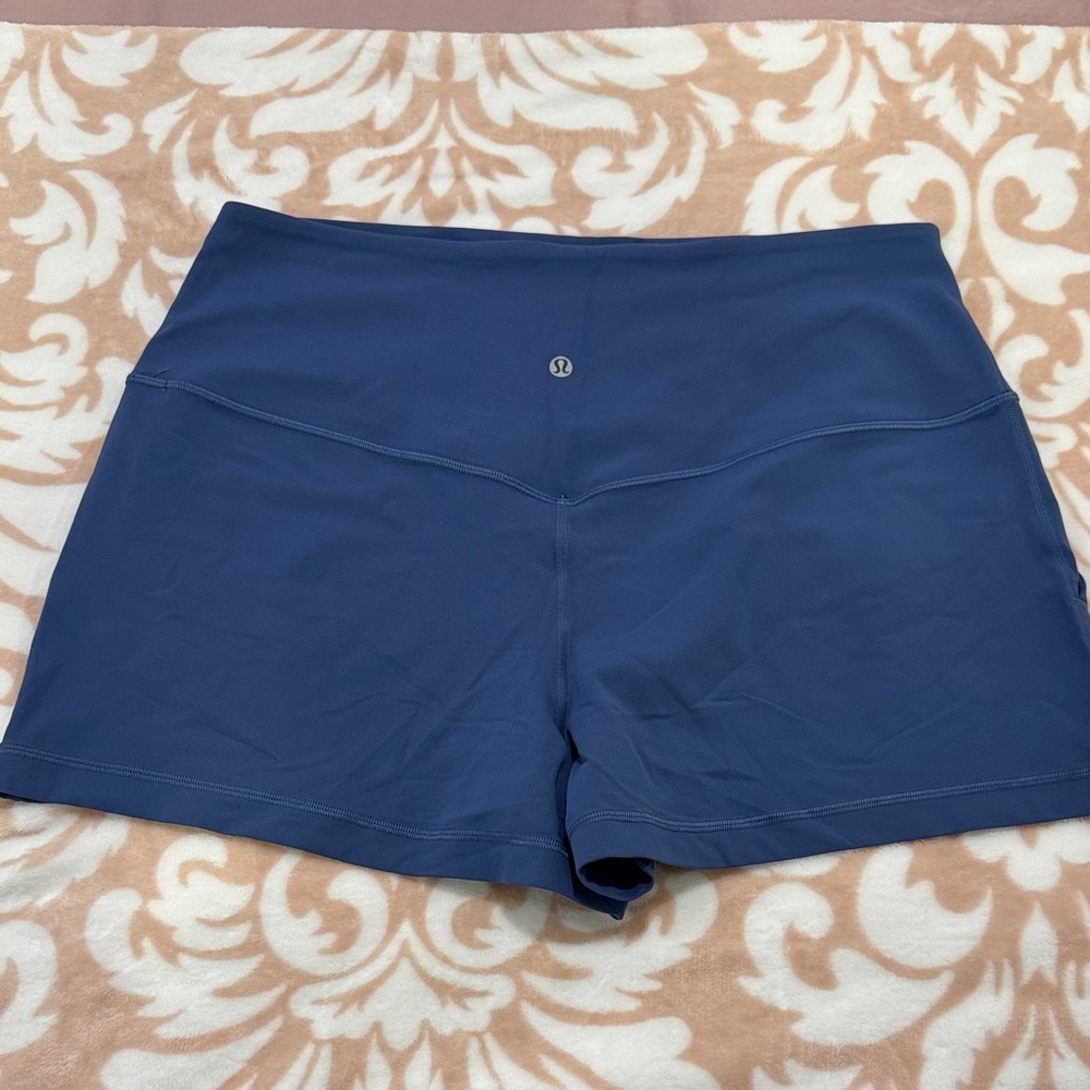 Lululemon Women's Blue Shorts size 12